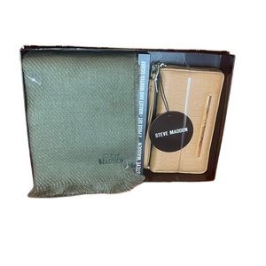 STEVE MADDEN 2PIECE SET